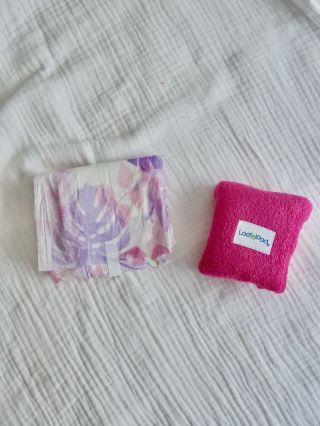 Vložka LadyPad se složená vejde do každé kabelky. 👛 Zabere stejně místa jako jednorázová –⁠ ale poslouží vám znovu a...